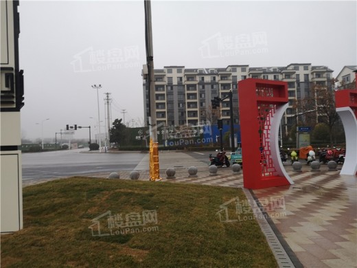 中置中央城市广场实景图